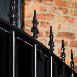 Ronseal Direct To Metal Paint Black Gloss 2.5L -Decor Pro Shop L068522 b 04 4491