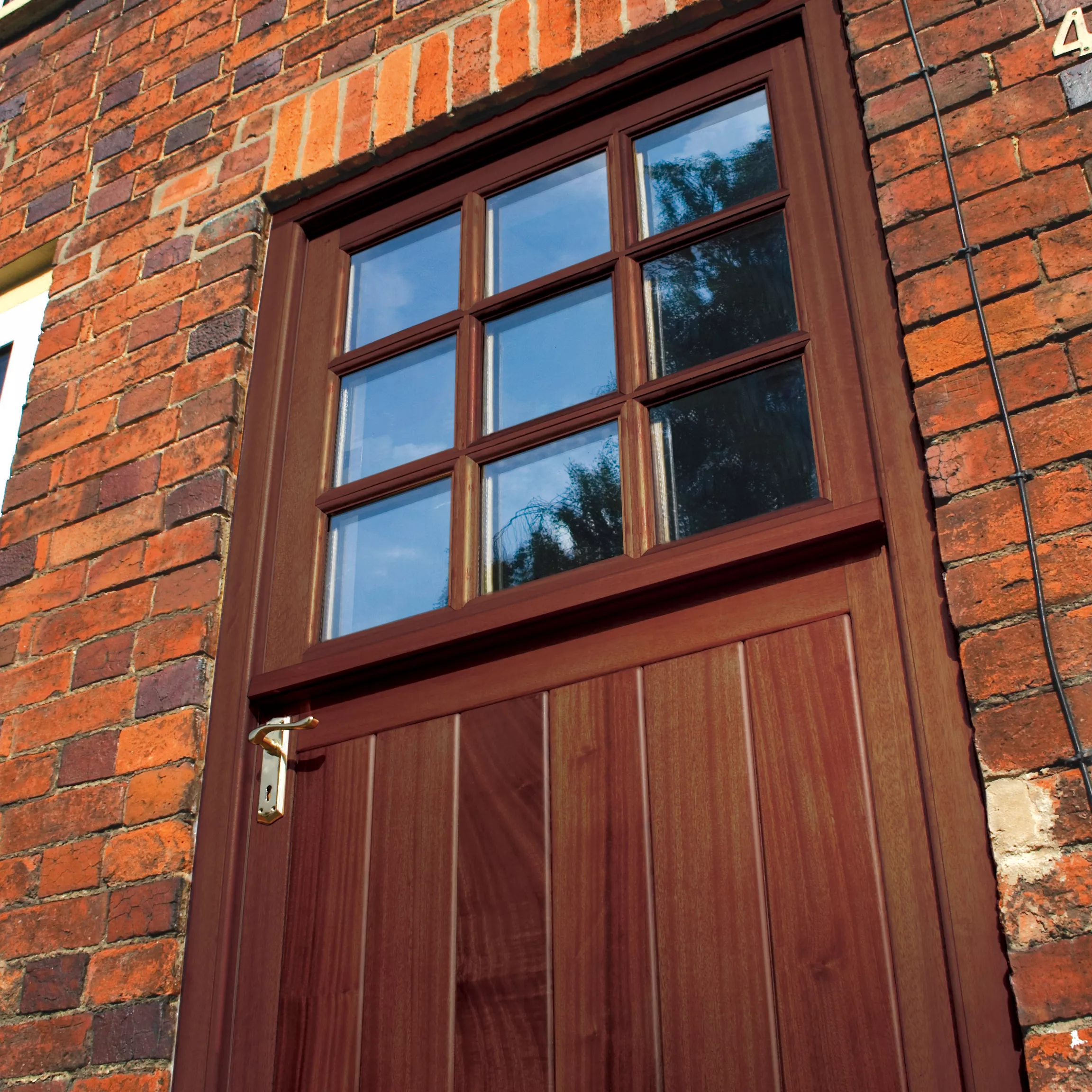 Ronseal Walnut Satin Wood Stain, 250ml 5 Ronseal Walnut Satin Wood Stain, 250ml - Image 5